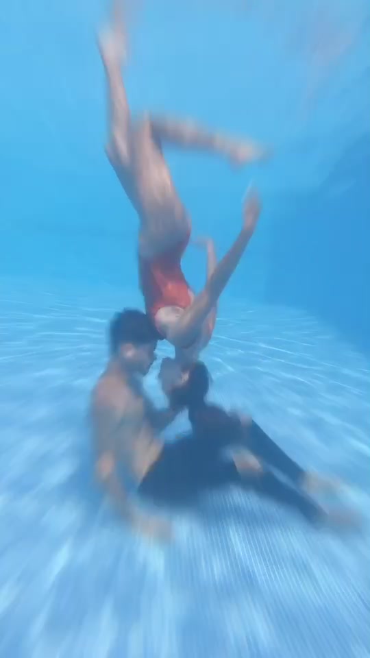 Underwater love 💦📸 #tiktokviral #bts #behindthescenes #photography #couple #fyp #tiktokportugal #foryou