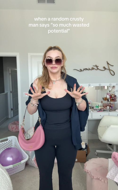 as if I’m not beautiful existing in my curvy body🙄 BYEEEE #girlytok #OOTD #confidence #curvytiktok #midsizefashion 