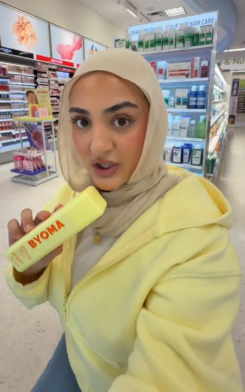 come along with me for a MUCH NEEDED refresh of my makeup/skincare collection- added a bunch of viral drugstore favs, what else should I try?? 😩🤭 #drugstoremakeup #drugstore #Vlog #drugstoreskincare @shoppersbeauty @Walmart Canada @byoma @Maybelline NY @NYX Professional Makeup @NYX Cosmetics Canada @Makeup Revolution @e.l.f. Cosmetics @COVERGIRL @Hard Candy @Vitamasques US @essence.cosmetics @Kylie Cosmetics @La Roche-Posay @MCoBeauty 