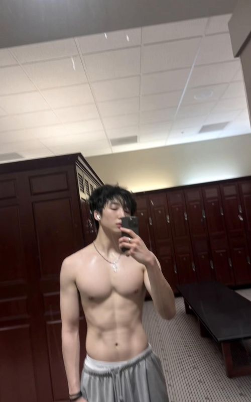 still working #GlowUp #transformation #gym #skincare #boy