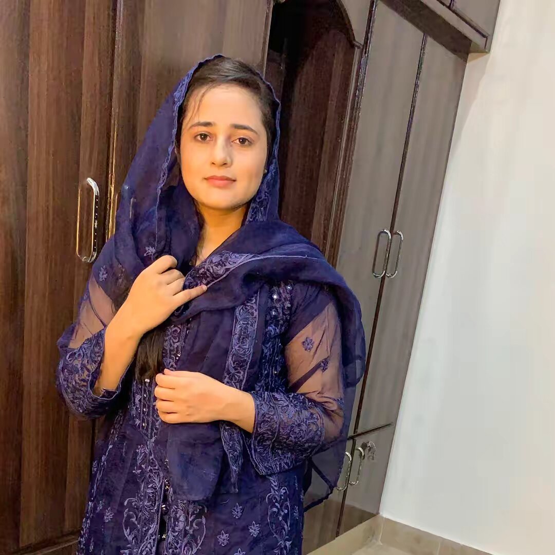 Dr. Amina Hassan