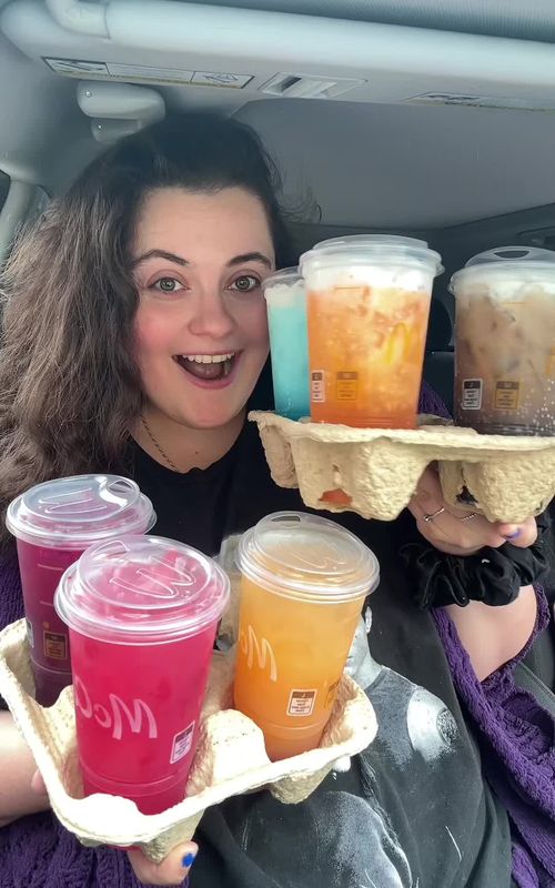 @McDonald’s NEW Drinks! 🥤 😍 #mcdonalds #refreshers #drinks #tastetest #Foodie @Sprite @Dr Pepper 