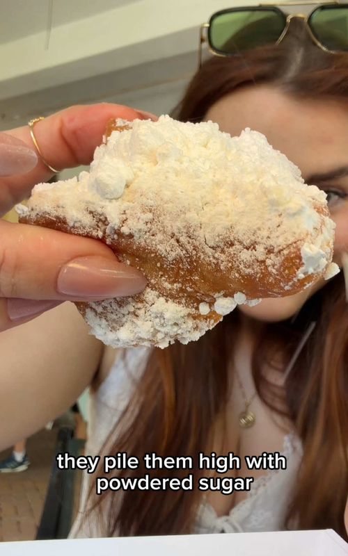 Po boys & bread pudding! #neworleans #beignets #poboy #neworleansfood #eating