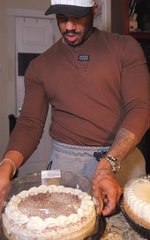 The @Costco Wholesale Tiramisu Cheesecake is LIKE THAT #foodreview #Foodie #costco 