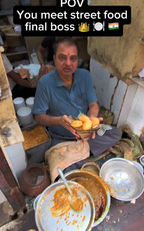 POV: You meet street food final boss 👑🍽️🇮🇳 #india #solotravel #travel 