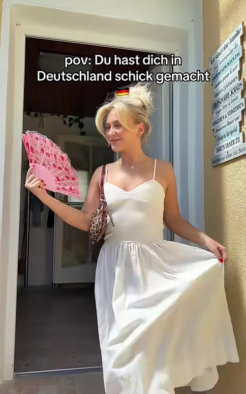 wohin geht’s heute noch? 😩😩 #lustig #humor #parodie #outfit #deutsch 