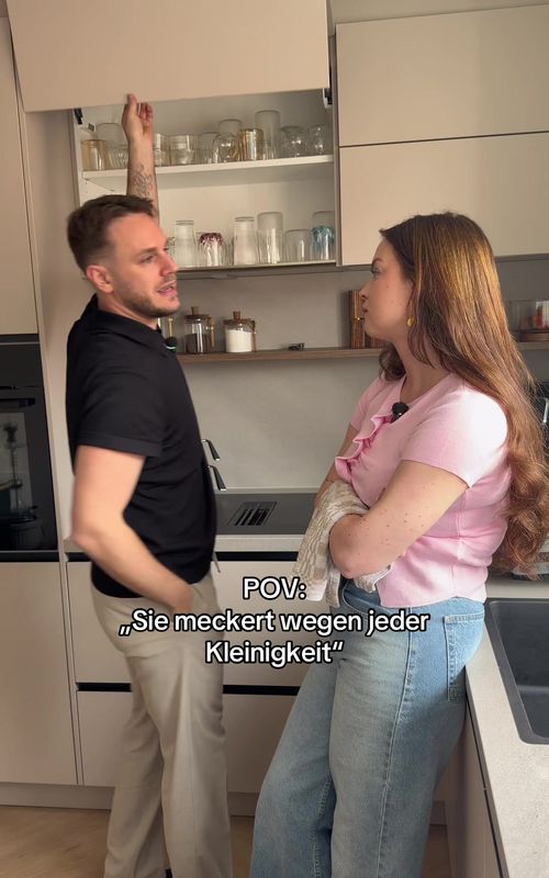 Sie meckert wegen jeder Kleinigkeit… #beziehung #alltag #paar #humor 