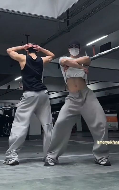 男子汉大屁股 #boomboom扭胯舞 #copines #dancer #choreography #dancechallenge 