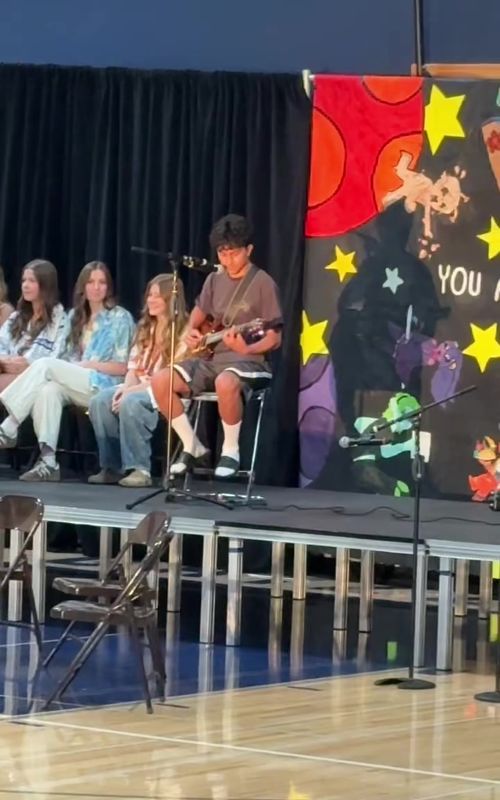 My Preformance of “Best Part” by Daniel Cesar at My School Talent Show.  #danielcaesar #singer #guitar #cover #talentshow 