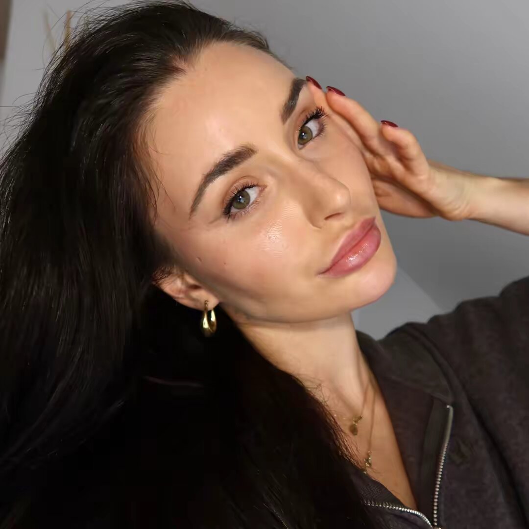 Anička 🤍