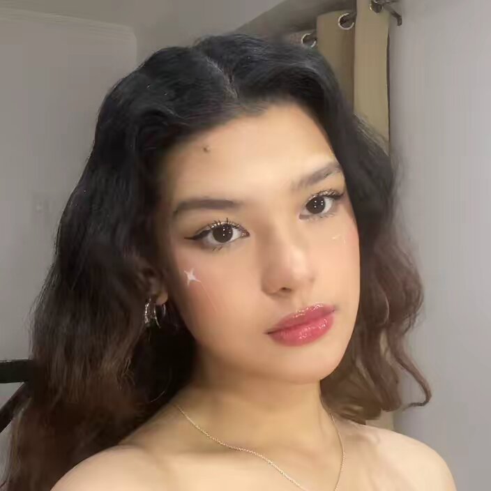 angela