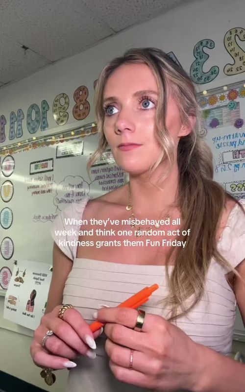 oh so NOW we know how to act? 🙂 . . #teacher #teacherlife #teaching #teachersoftiktok #teachersfollowteachers 