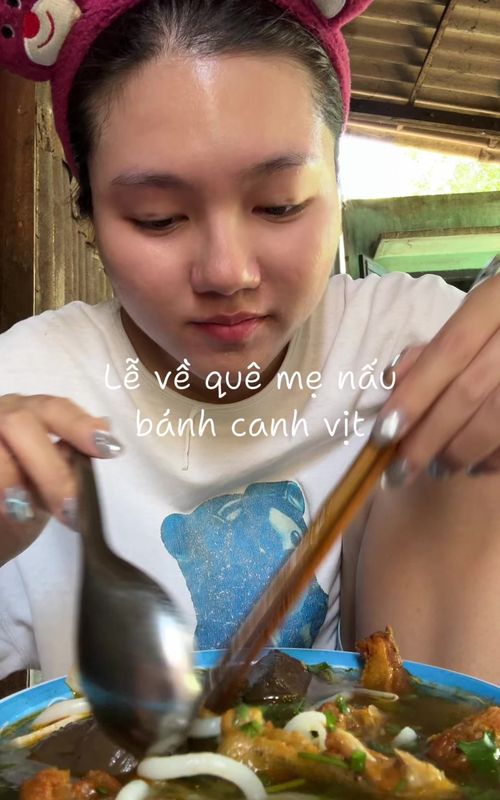 Lễ về quê mẹ nấu bánh canh vịt #dailyvlog #ancungtiktok #LearnOnTikTok #ngoquoctuyen 