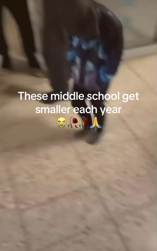 Middle school get smaller each year gang 💀🥀#school #fyppppppppppppppppppppppp #hahahahahahah😂😂😂😂 #virallllllllllllll #son