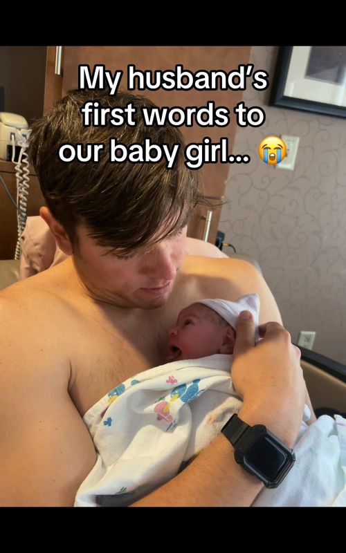 My husband’s first words when he met our baby girl. She is the luckiest girl in the world to have this man as her Daddy 🥹😭💝 #GirlDad #DaddysGirl #SkintoSkin #Birth #FirstTimeParents @Bry Lankford 