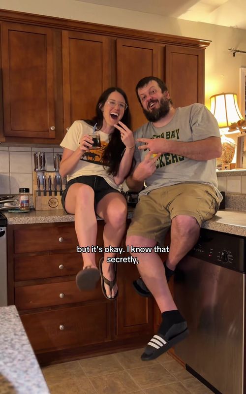 My heart is so beyond full after our visit with ALL the fam in both the Carolinas!!🥹 feeling so grateful for the flexibility to travel the way we do so we don’t have to miss out on the big moments or birthdays!🥰 #travel #homeschool #family #longdistance #Vlog @OH SNAP! Pickling @Dr Pepper 