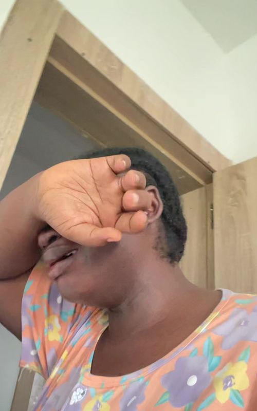 Reality dawned on me when I saw my parents walk through the door! Omugwo is finally over and I have to deal with the reality of raising a baby as a first time mother… I have cried a million times but I have to strengthen myself and keep the boat sailing! Philippians4:6 says I can do all things through Christ who strengthens me♥️😩