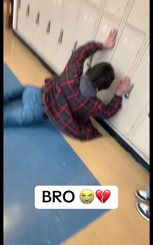 At least he made it under 😭 #limbo #fail #school #lol #fall (via @Trenten)