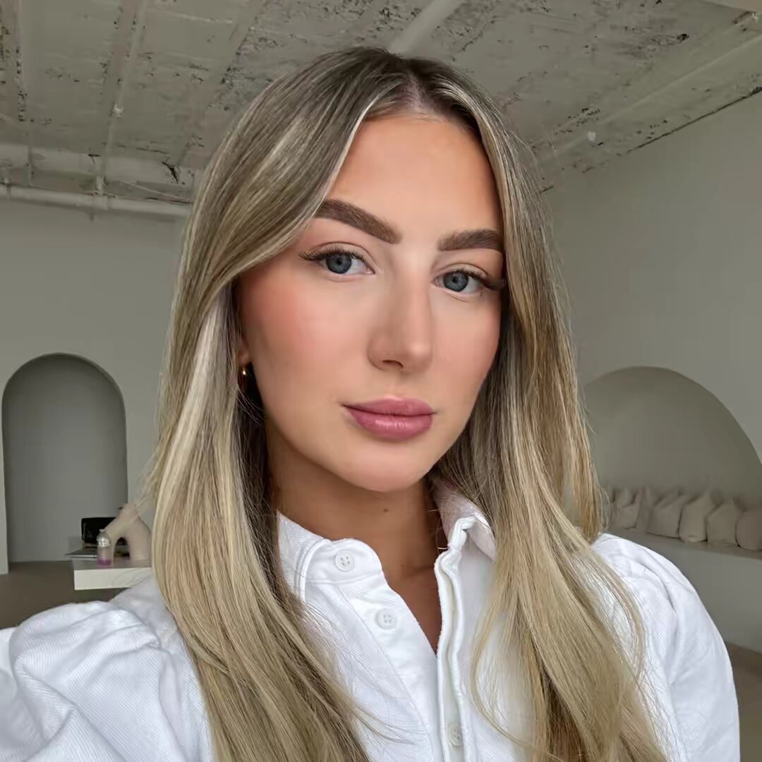 Amelia Olivia