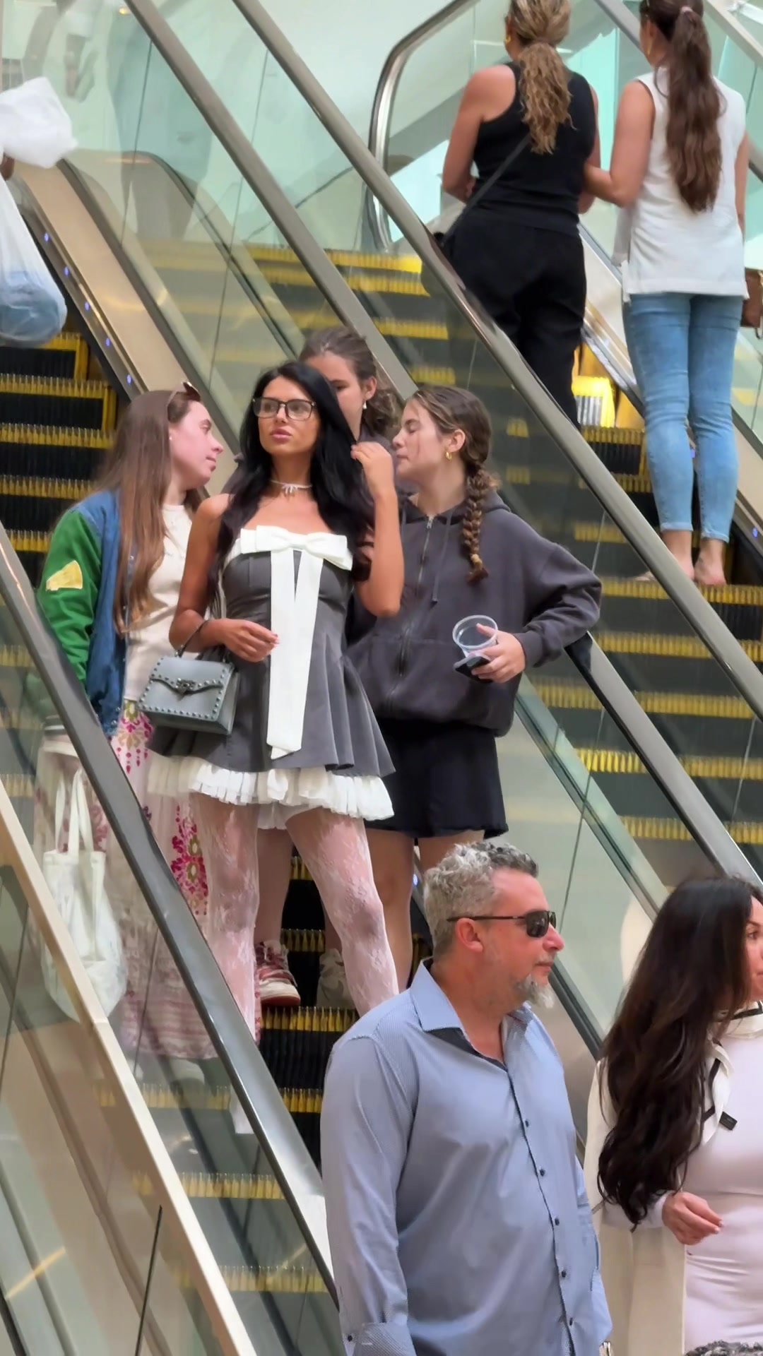 Did you see their reaction? What were they thinking? 🤭 #fyp #viral #trending #explorepage