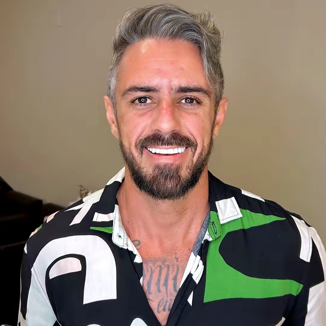 Vitor Santana 18k