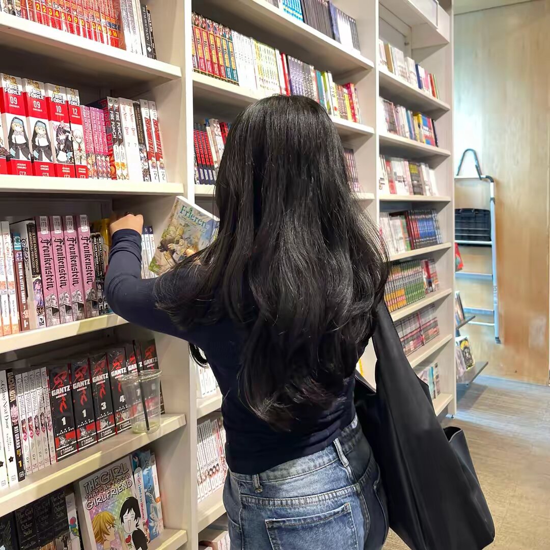 aly rae 𝜗𝜚 ⊹ ࣪ ˖