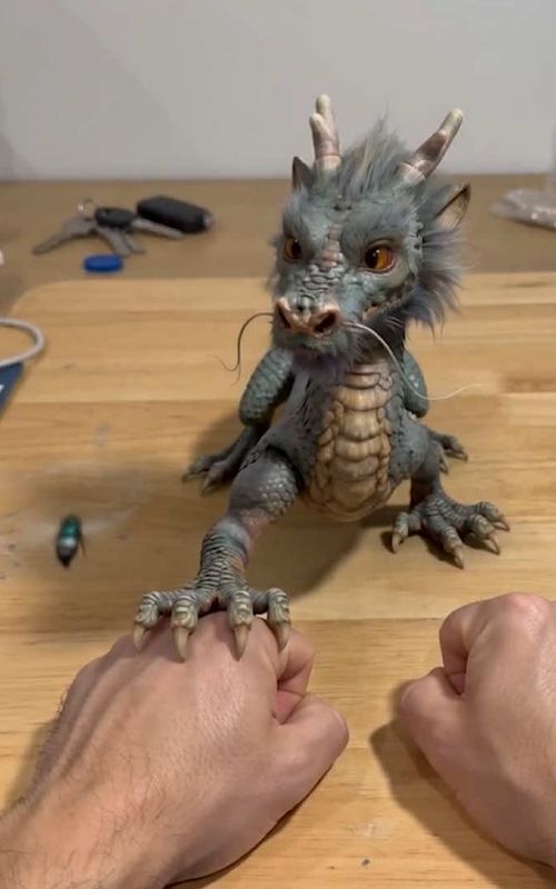 He’s literally cheating! 🤨 Distracted by a fly and STILL got it right? No way... 🐉✨ #dragon #loong #cgi #cuteanimals 