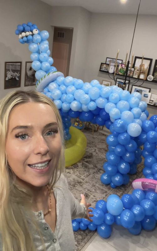 My new pet bronky 🎈🦕 #DIY #craft making a giant 20 ft balloon dinosaur from @Five Below #ad #fivebelowfinds 