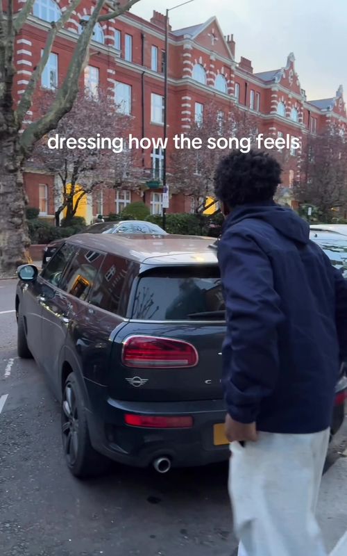 #danielcaesar #minimaliststyle #streetwear #fyp #ni_vw 