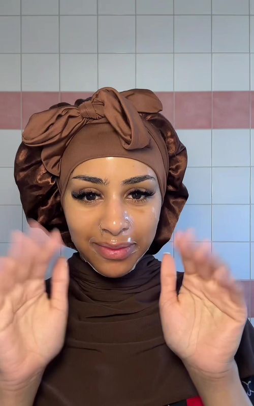 Glow routine you need 😘 @Skinroller @TIRTIR Inc. @Supergoop @GARNIER @medicube global @anua_global @Pixi Beauty #skincareroutinetips #skincareroutines #glasskin #koreanskincare #morningroutine 
