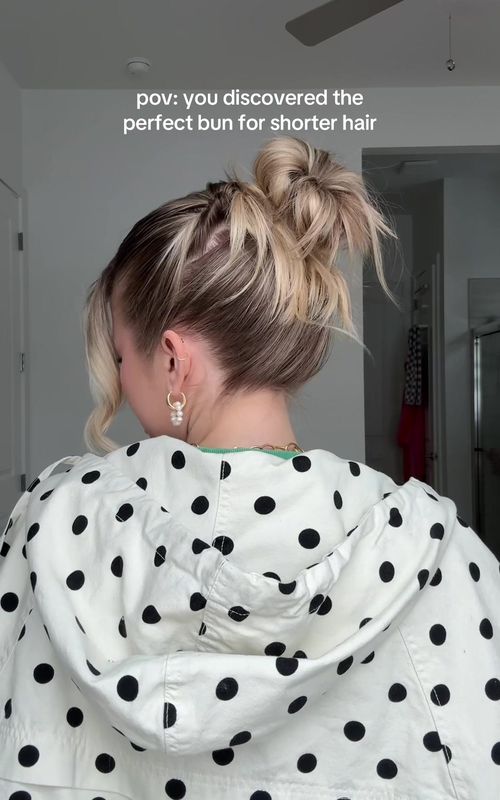 little topsy tail moment to make sure those shorter pieces don't fall out! #hair #tutorial #shorthair #hairtok #bun @Aveda @Living Proof, Inc. @Not Your Mother's @gimme beauty @Bio Ionic 