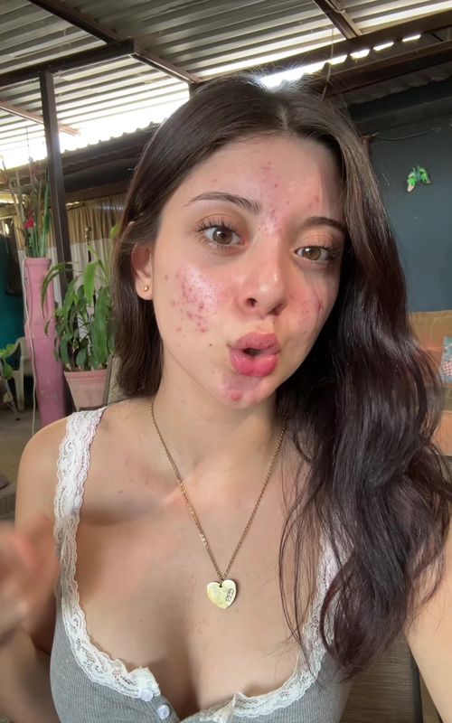 La verdad si me drena mucho aveces, yo nomas quiero subir mi contenido en paz.