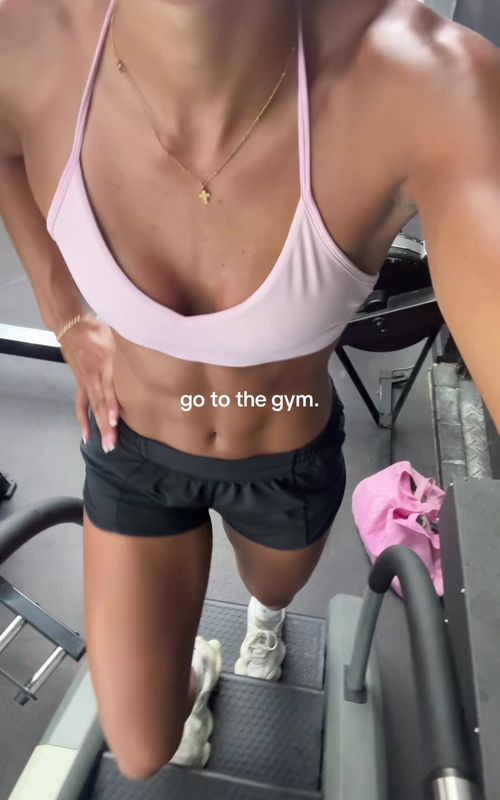 Stop making excuses. #gymgirl #fyp 