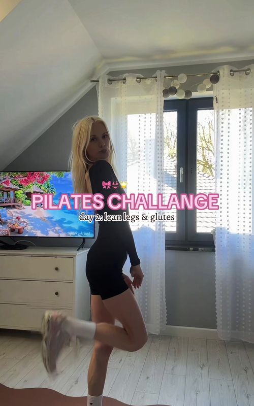 day 2: legs & glutes/  1 week  challenge 💗👙 #pilates #glutesworkout #workout #legsworkout #fitnessmotivation   