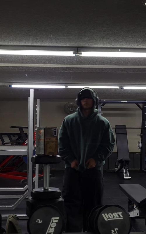 SOMEONE TO LEAN ON LETS GET TO 180 LEAN THIS YEAR #foryou #gym #GymTok 