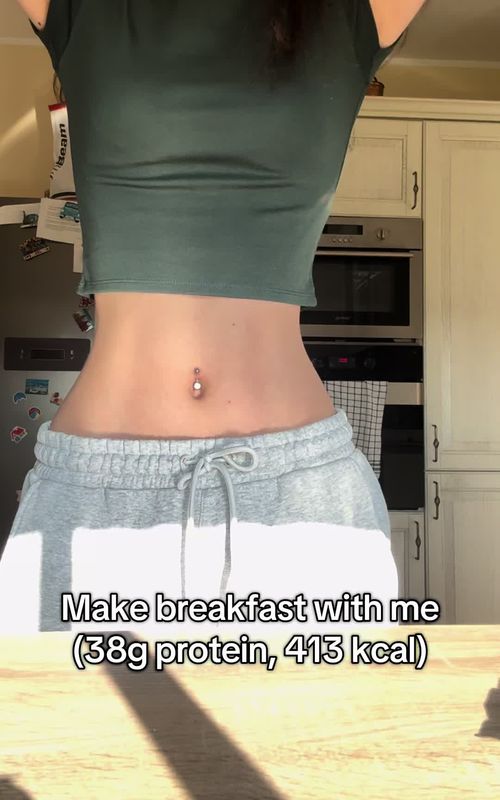 Healthy and refreshing breakfast 🍓 #breakfast #EasyRecipes #healthy #makebreakfastwithme #bodytea 