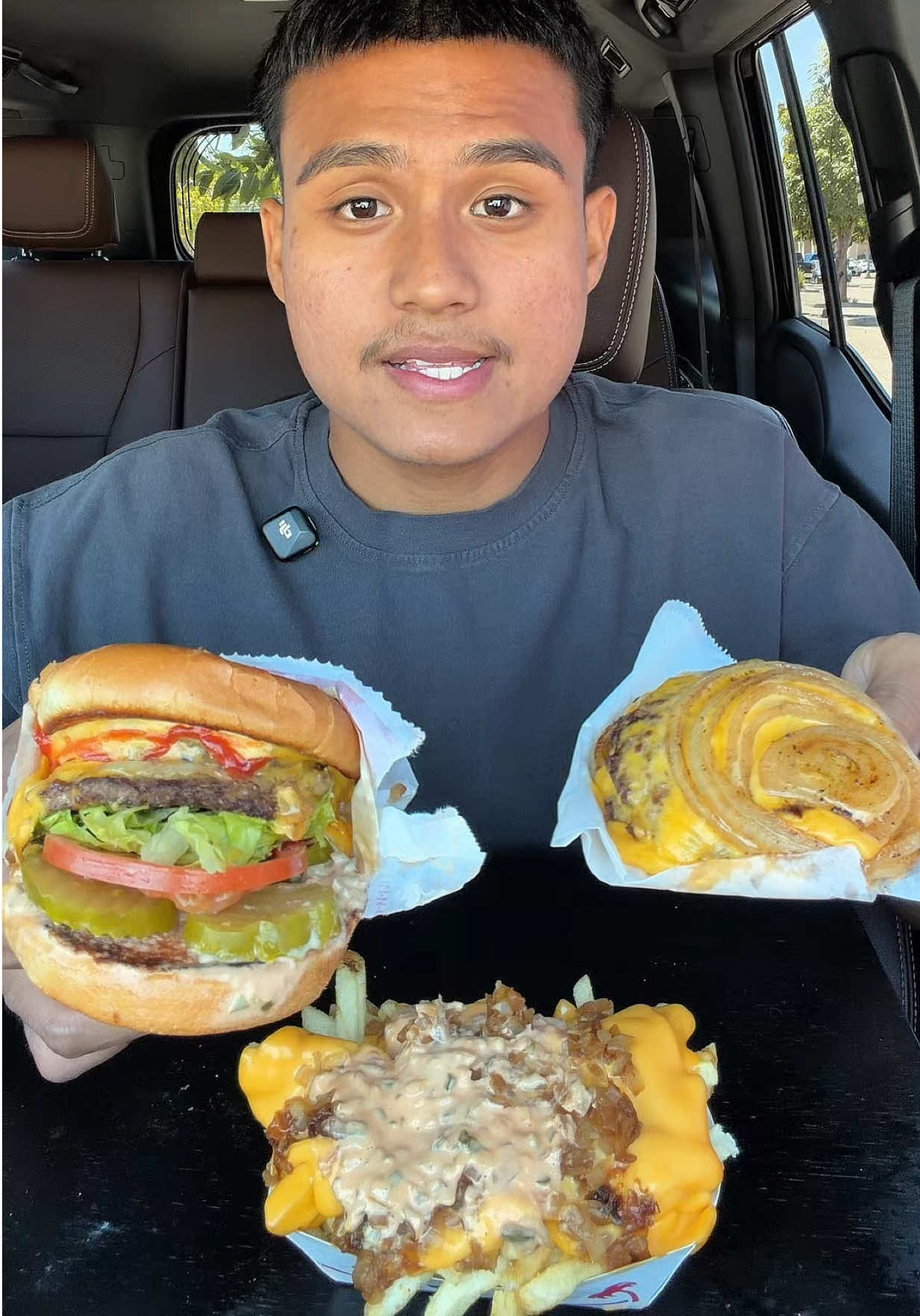 IN N OUT🍔 Whoever was in that kitchen today give em a raise😭 In N Out got it best fast food burger🔥 #mukbang #foodtiktok #foodreview #food #innout 