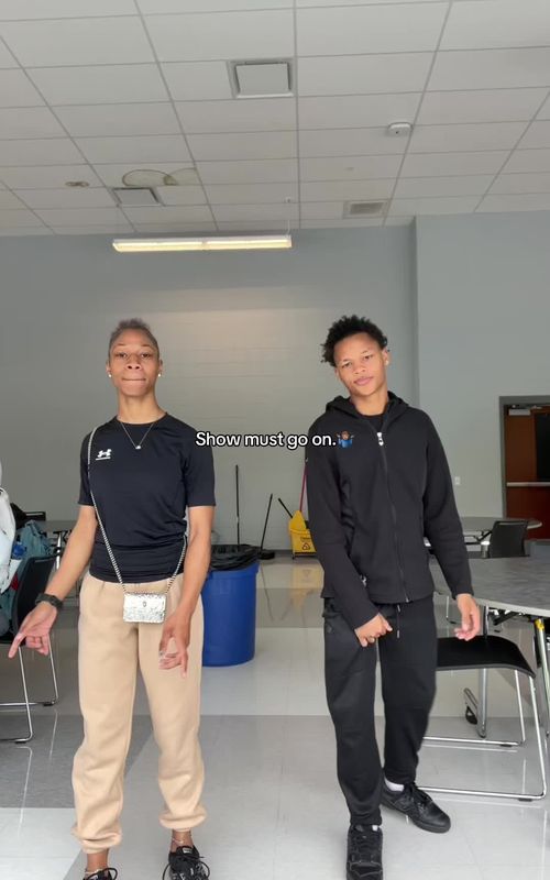 “Blooper🔥🙂‍↕️” #fyp #viral #trending #2025 #dancetiktok 