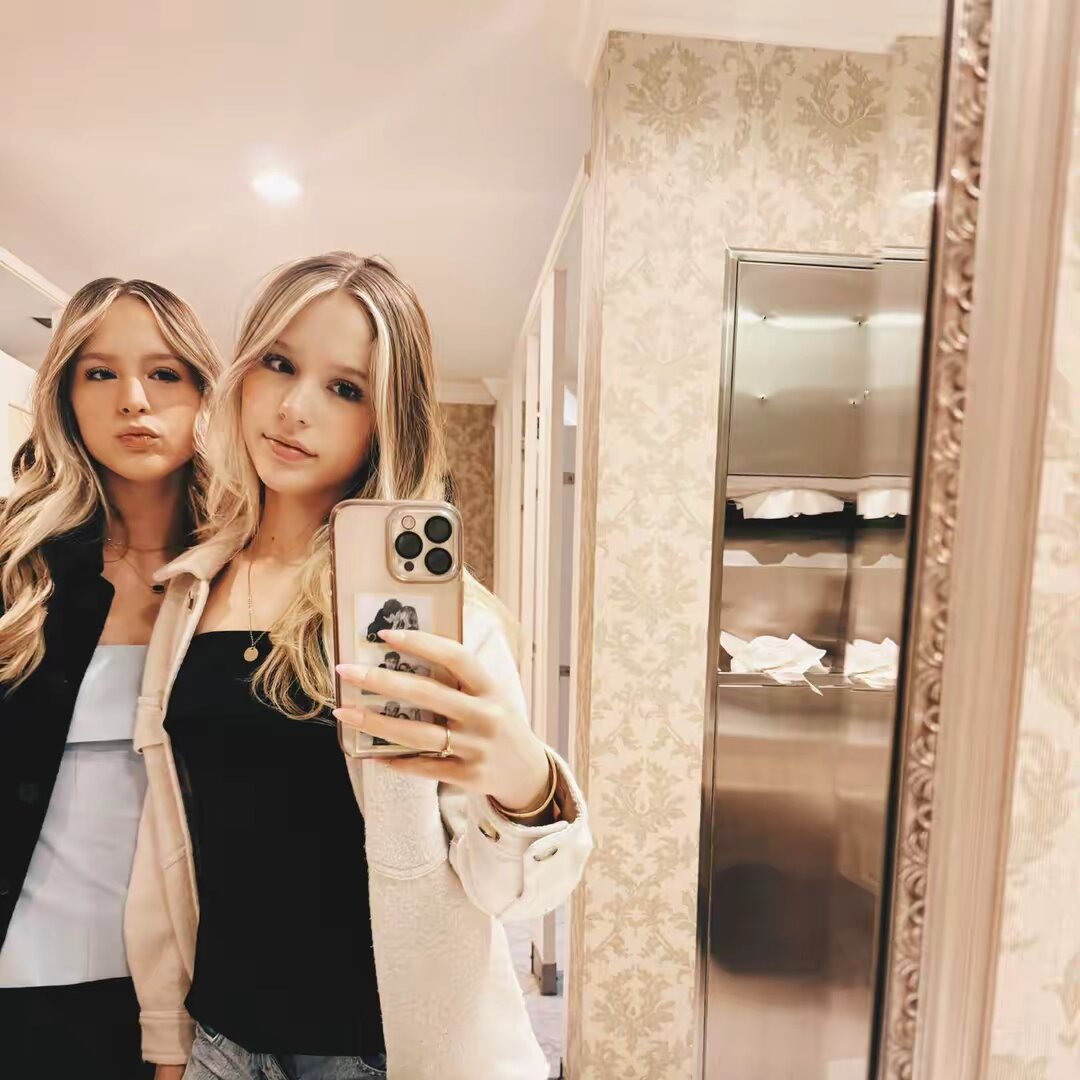 zeela + zalee