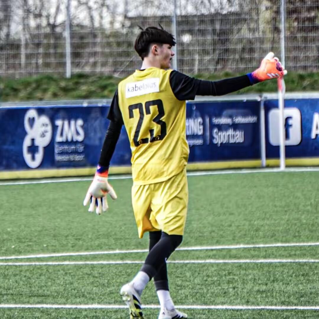 Niklas23