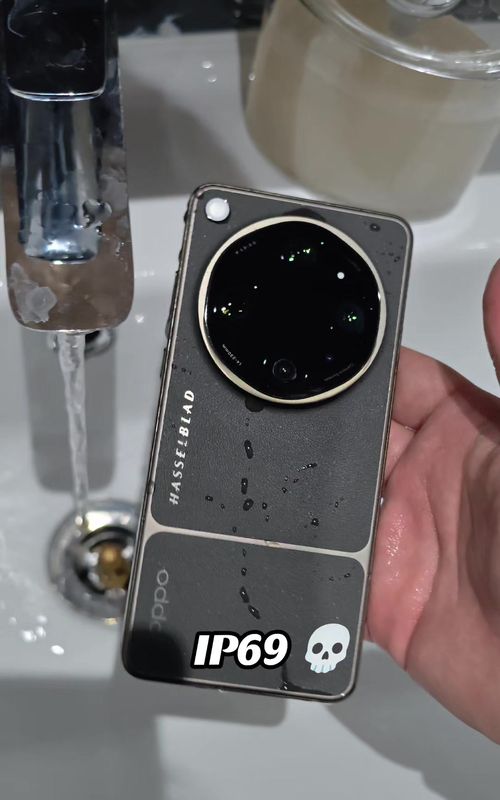 IP69 on the OPPO FIND X9 ULTRA 🤯 #oppofindx9ultra #oppo #Tech #techtok #waterproof @OPPO UK 