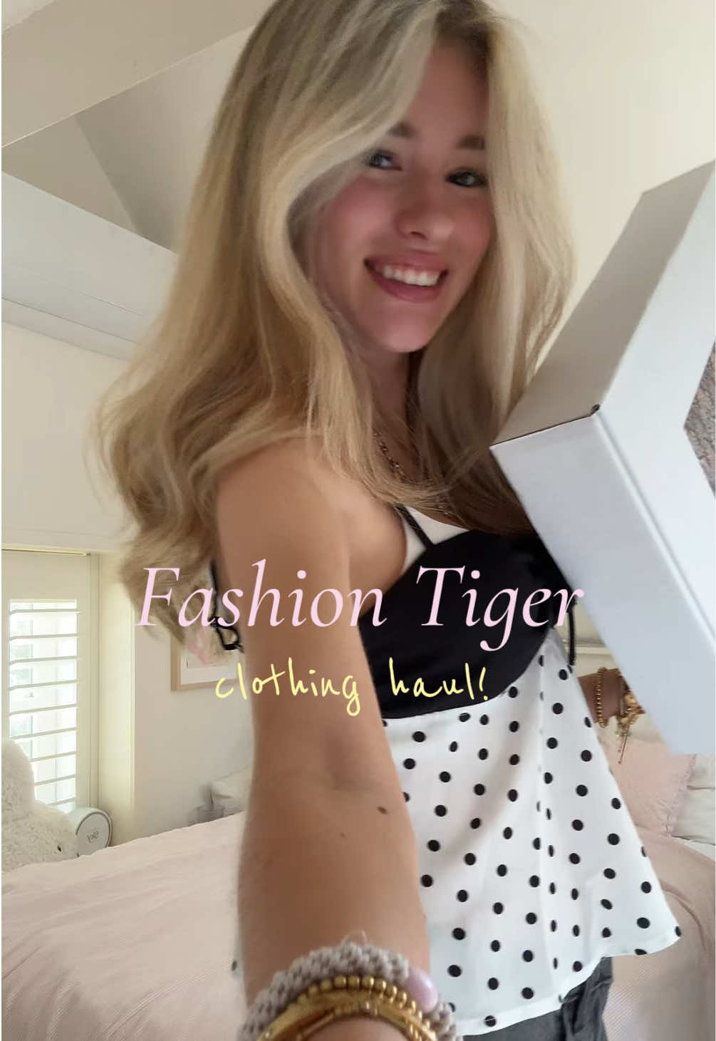 Lmk which top is your fave!! I think mine is the navy top💙🫐 @Fashiontiger 🫶🏻 #OOTD #clothinghaul #summerclothing #outfitinspo #springfashion *gifted
