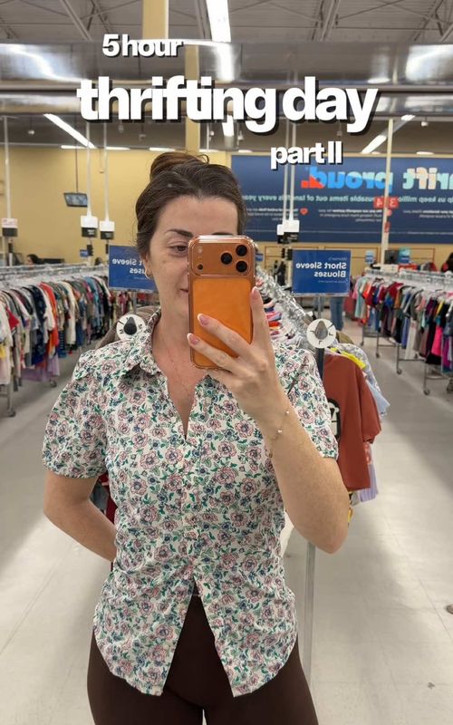 rapid fire try on 🙃✨ #thrift #thriftwithme #thrifttok @savers_thrift 