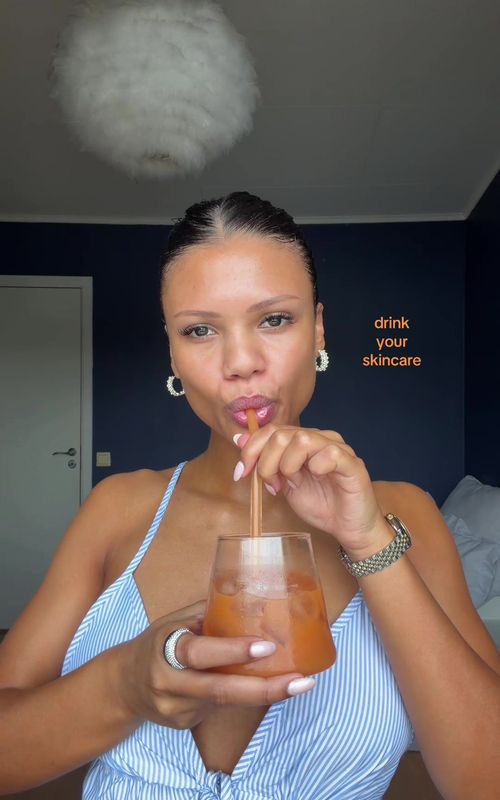 🥕 #drinkyourskincare #glowyskin 