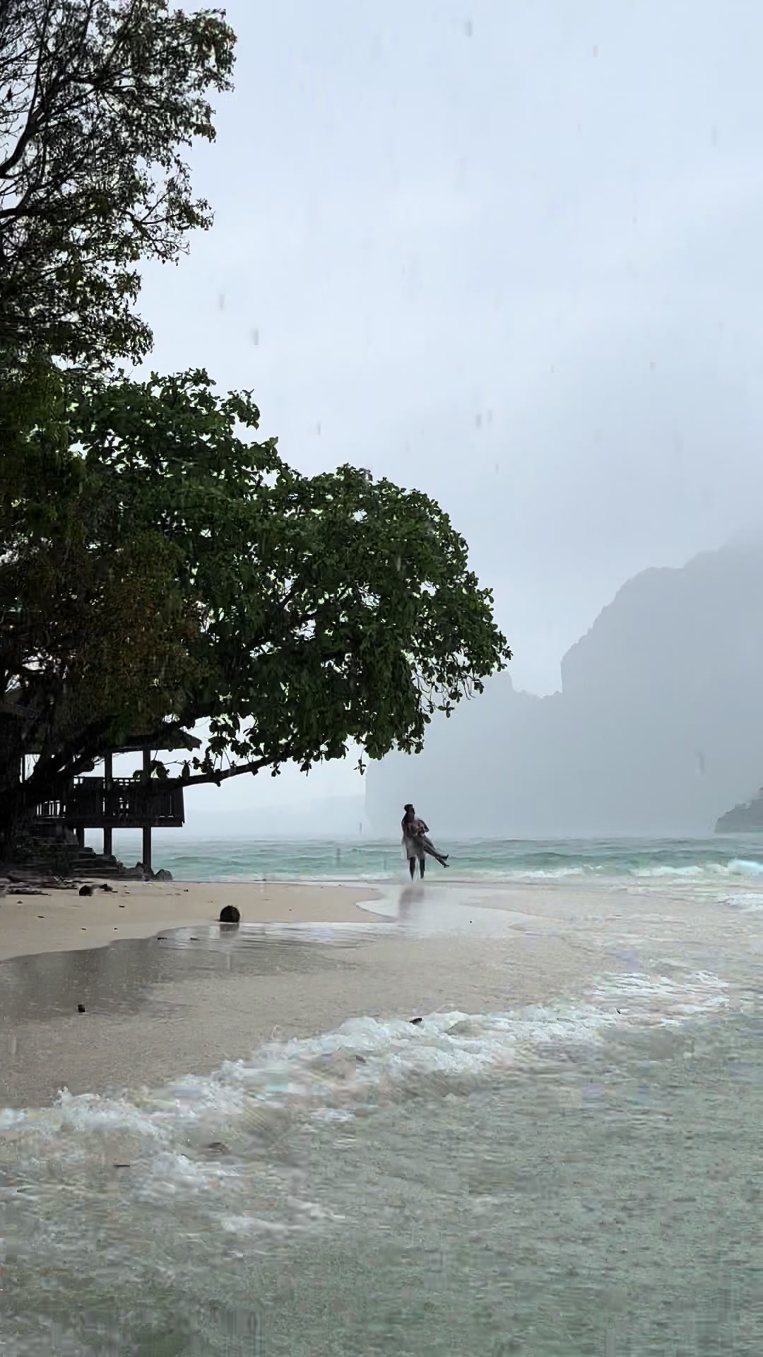 🏝️🤍🌧️. . . #love #loveislove #rain #island #krabi #krabithailand #travel #tranding #fypシ #privatebeach #fyp #fyppppppppppppppppppppppp 