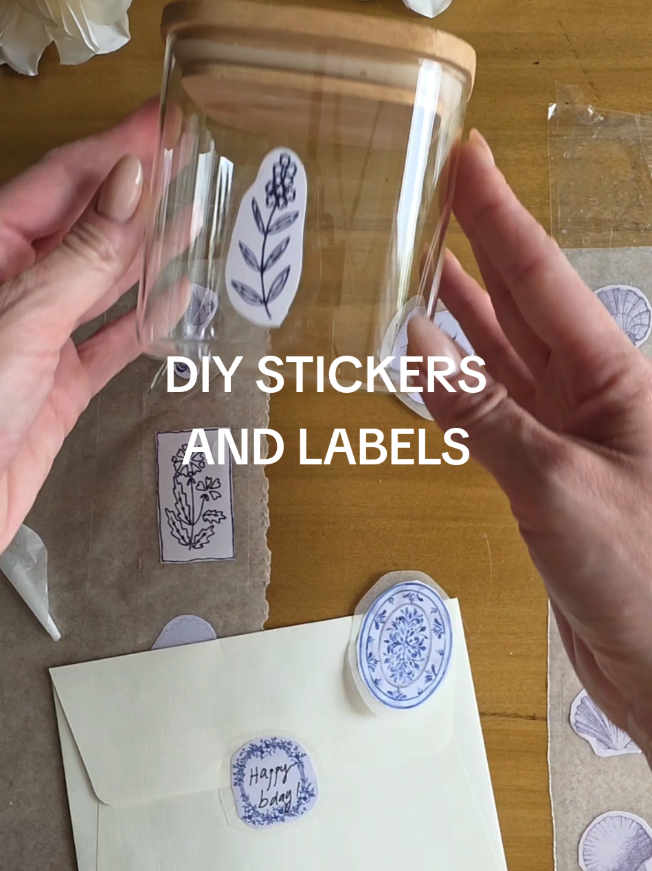#DIY stickers and labels ! la Deco más fácil y entretenida del mundo puedes hacerlo también con los dibujos de tus hijos! #momhacks #momhacks101 #kidscrafts #summercrafts 