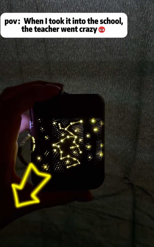 This power bank is too cool 🤯 #TikTokMadeMeBuyIt #PowerBank#ViralGadget #TechFind#MustHave