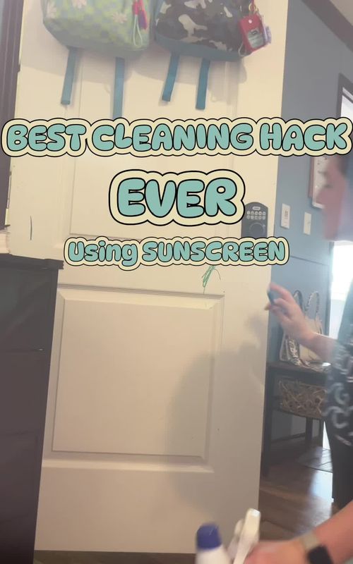 BEST CLEANING HACK EVER!!  This is not my idea i learned this from another creator but i cannot find the video so feel free to tag them!!! #sunscreen #cleaning #CleanTok #hack #LifeHack 
