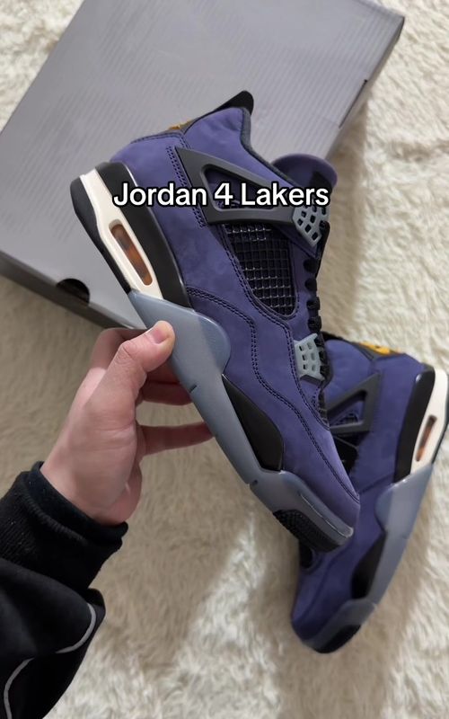 #fyp #sneakers #jordan4 #fashiontiktok #streetwear 