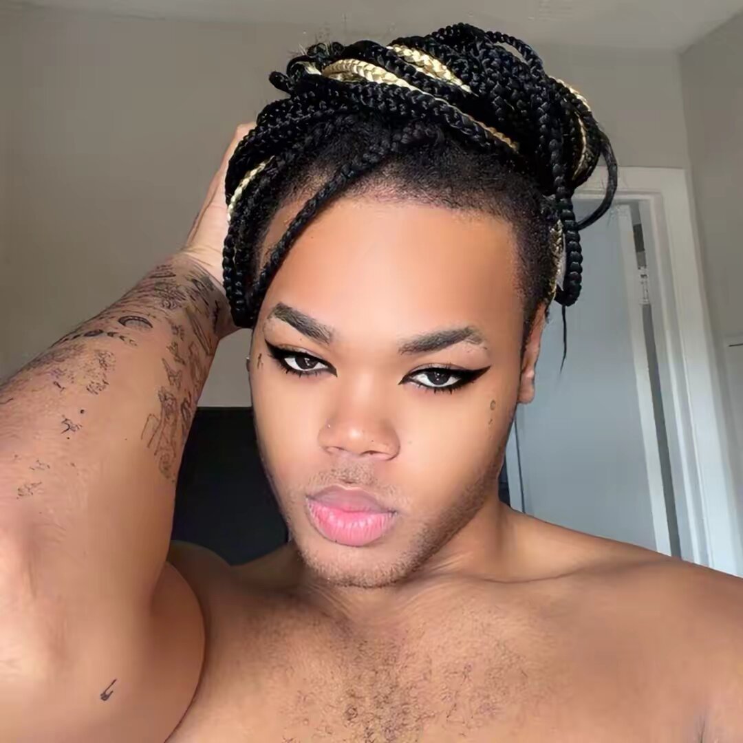 Zae’s Page (Zaelynn)🙂‍↔️